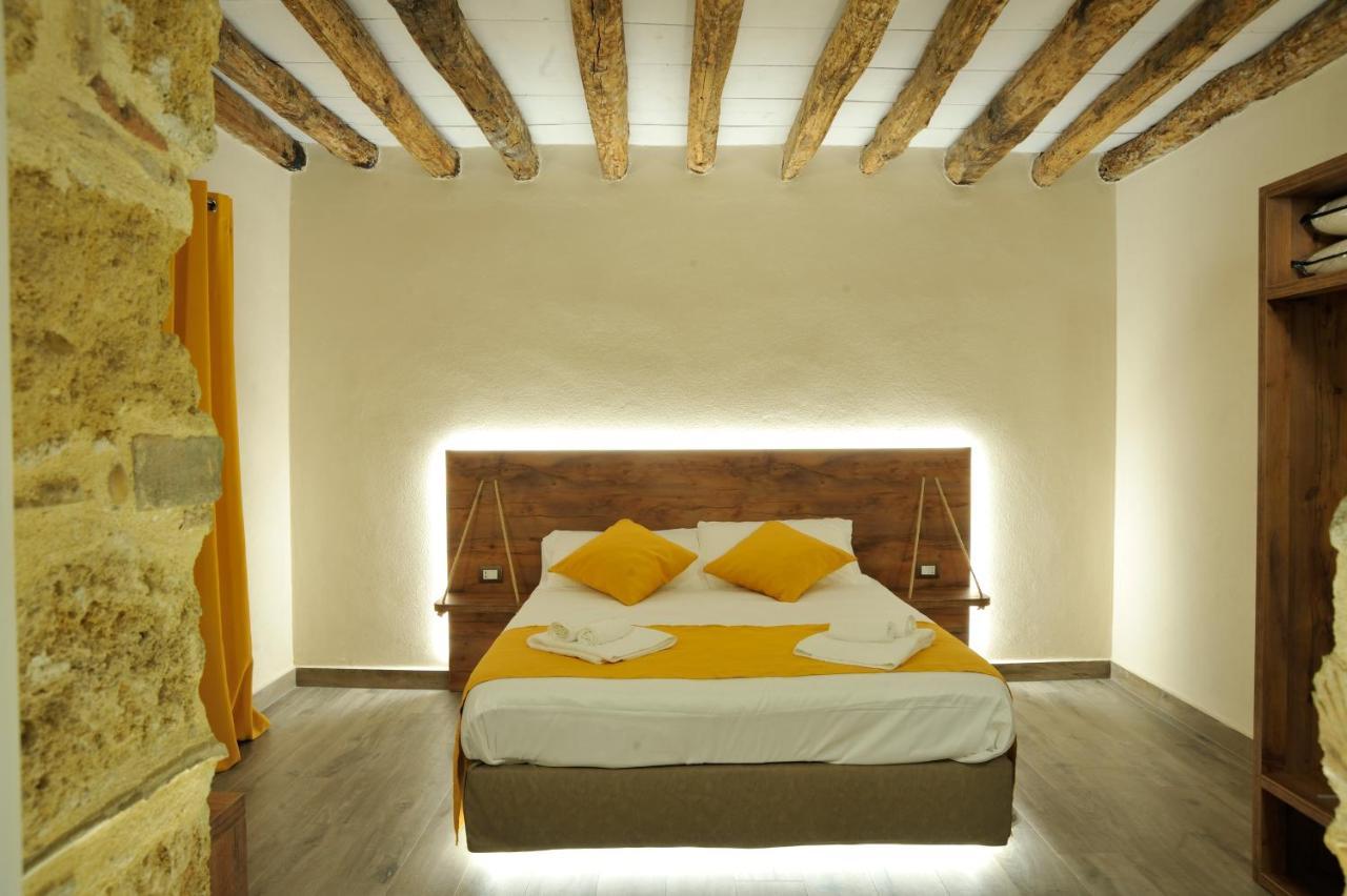 Arsenale Porto Bed & Breakfast Палермо Екстериор снимка