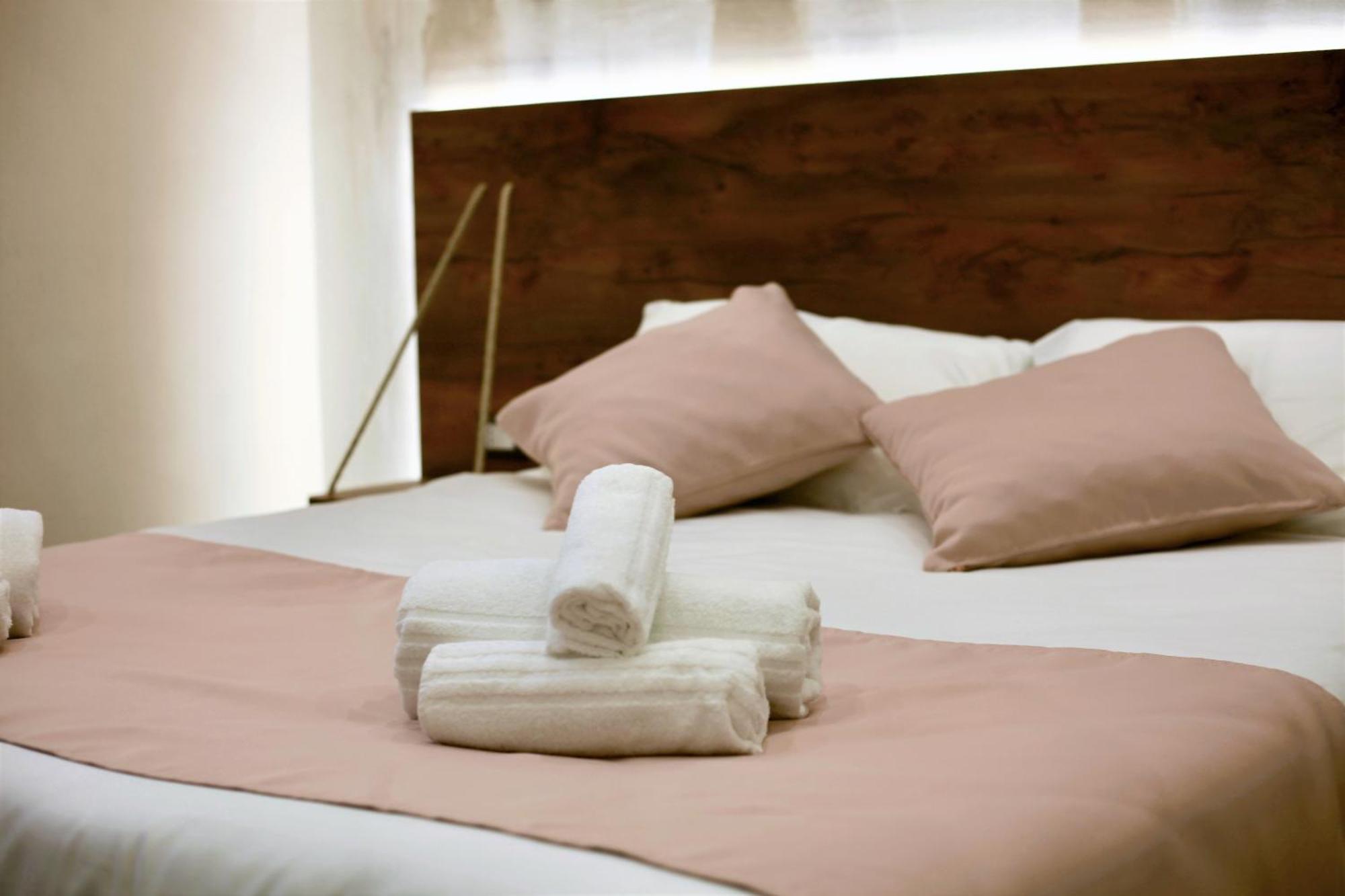 Arsenale Porto Bed & Breakfast Палермо Стая снимка