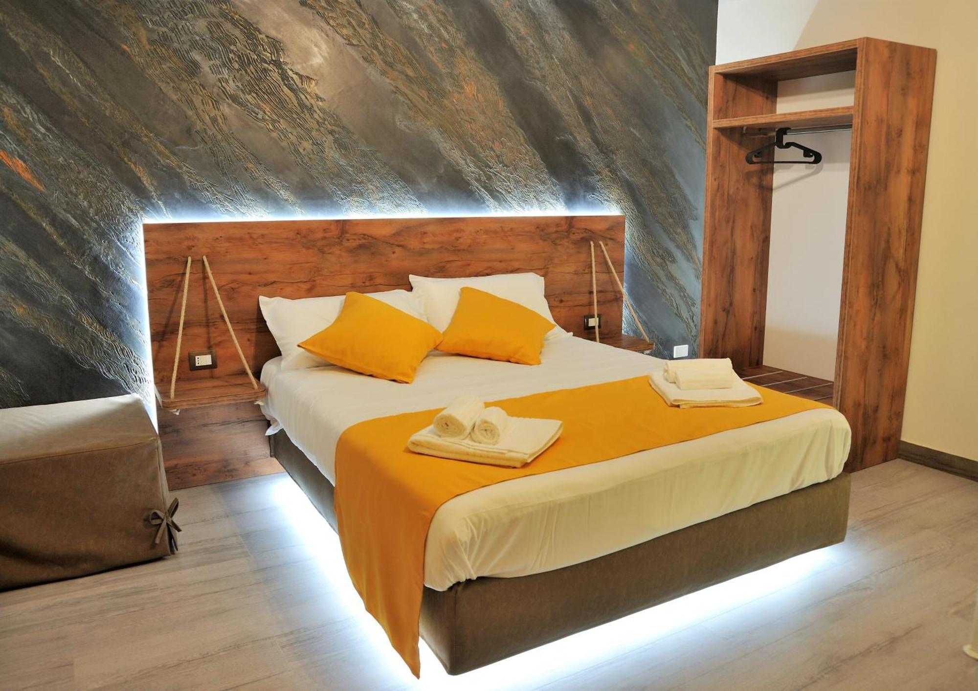 Arsenale Porto Bed & Breakfast Палермо Стая снимка