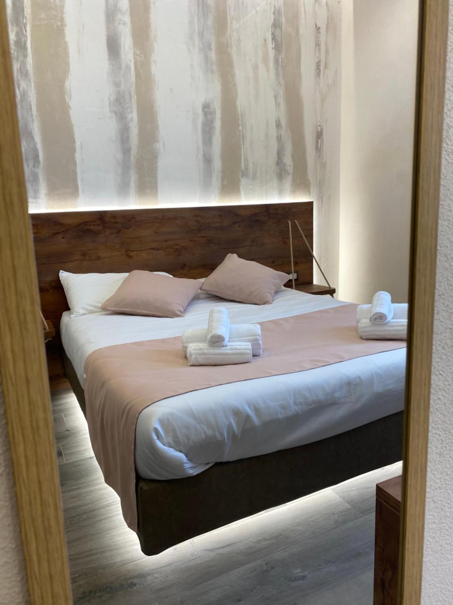 Arsenale Porto Bed & Breakfast Палермо Стая снимка